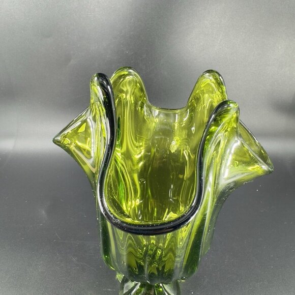 Viking Glass Avocado Green Epic Four Square Base Swung Glass Vase Bowl Dish VTG - Picture 12 of 13